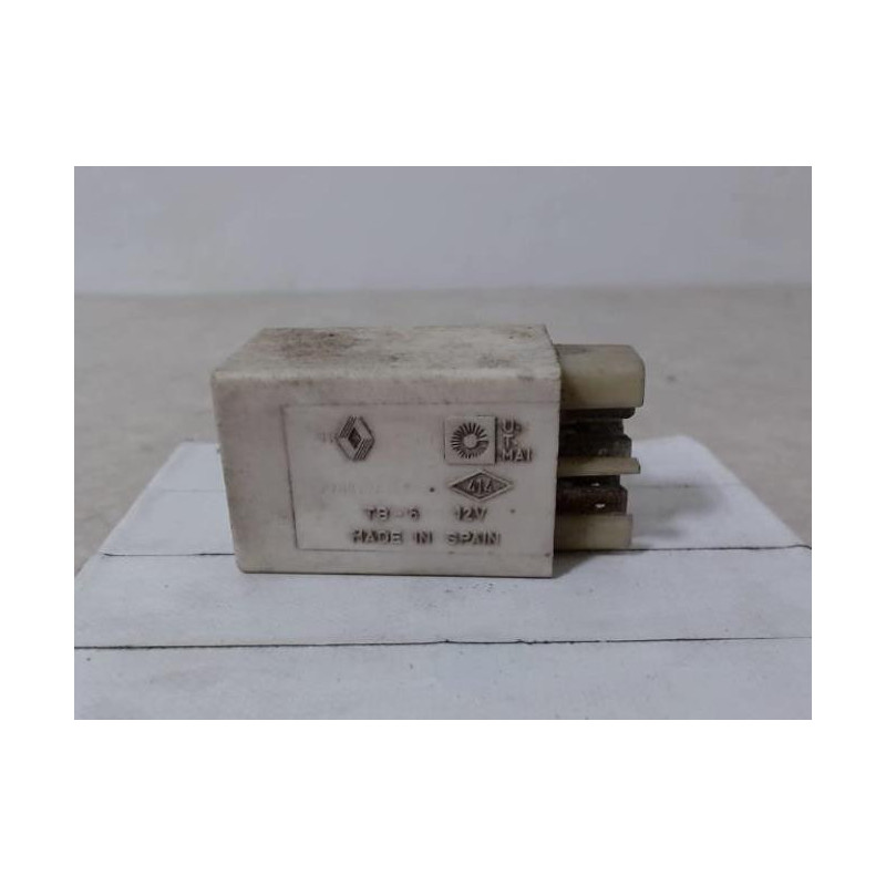 Relais electrique RENAULT R19 PHASE 2 d’occasion