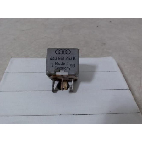 Relais electrique AUDI  d’occasion