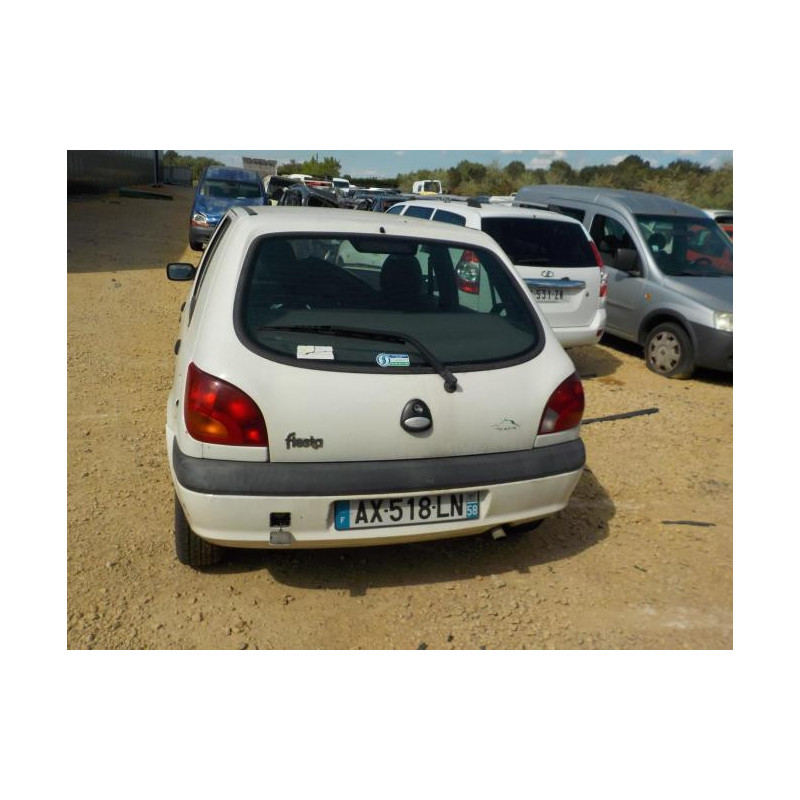 Relais electrique FORD FIESTA 4 PHASE 2 d’occasion