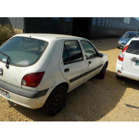 Relais electrique FORD FIESTA 4 PHASE 2 d’occasion
