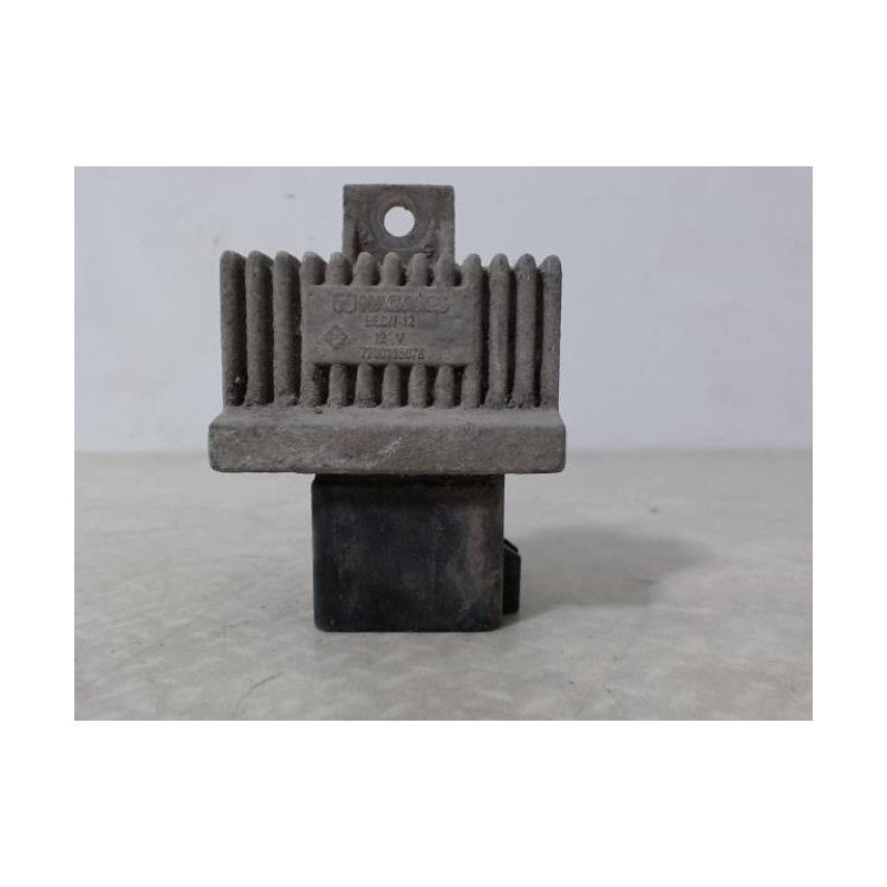 Relais de prechauffage RENAULT LAGUNA 2 PHASE 2 BREAK d’occasion
