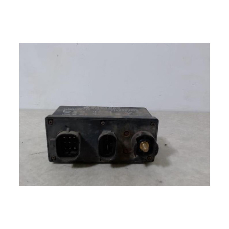 Relais de prechauffage RENAULT LAGUNA 1 PHASE 1 d’occasion