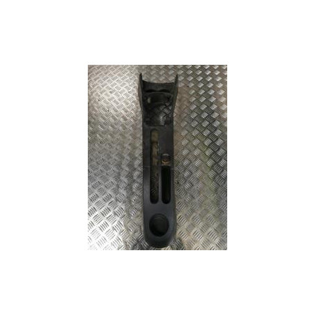 Console central (interieur plastique) RENAULT CLIO 3 PHASE 1 d’occasion