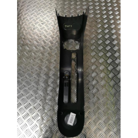 Console central (interieur plastique) RENAULT CLIO 3 PHASE 1 d’occasion