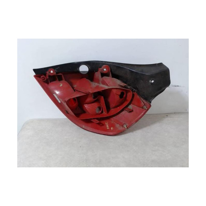 Feu arriere principal gauche (feux) RENAULT CLIO 3 PHASE 1 d’occasion