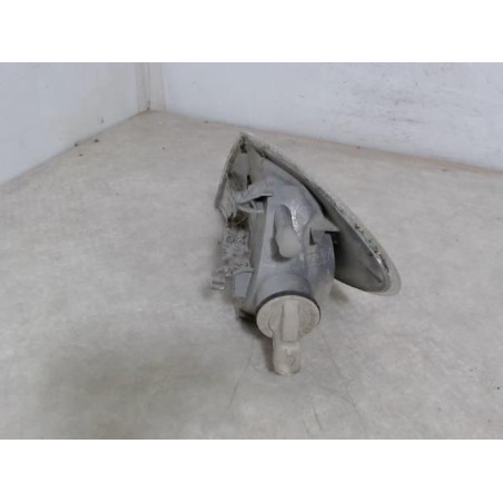 Optique avant secondaire droit (feux)(clignotant) RENAULT SCENIC 1 PHASE 1 d’occasion