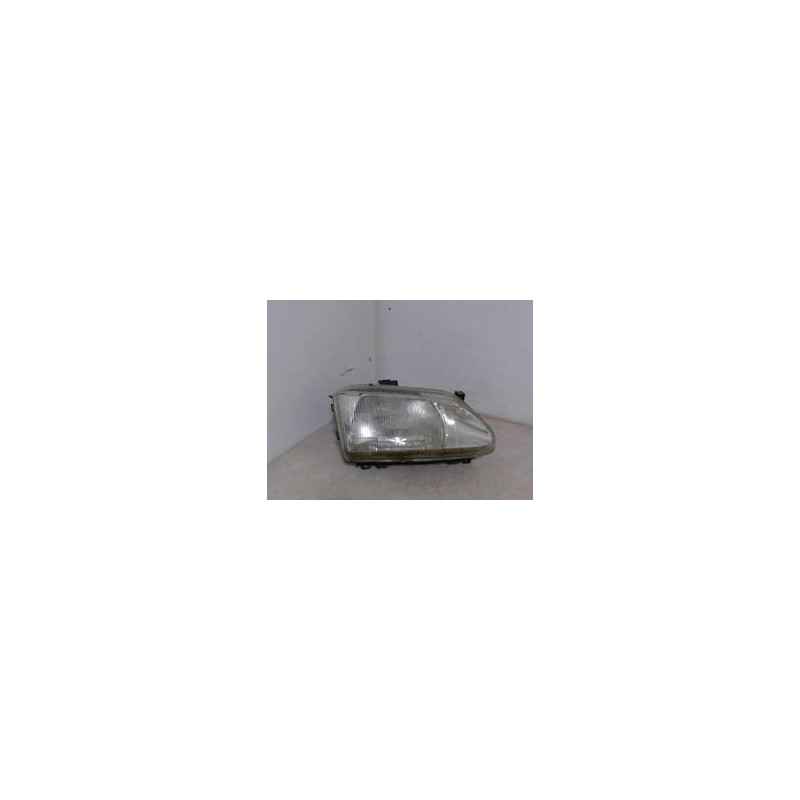 Optique avant principal droit (feux)(phare) RENAULT SCENIC 1 PHASE 1 d’occasion