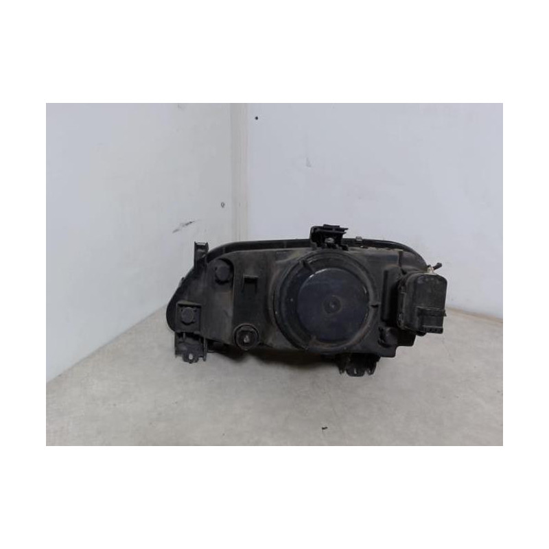 Optique avant principal droit (feux)(phare) RENAULT SCENIC 1 PHASE 1 d’occasion