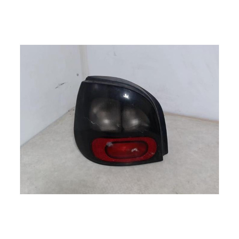 Feu arriere principal gauche (feux) RENAULT SCENIC 1 PHASE 1 d’occasion