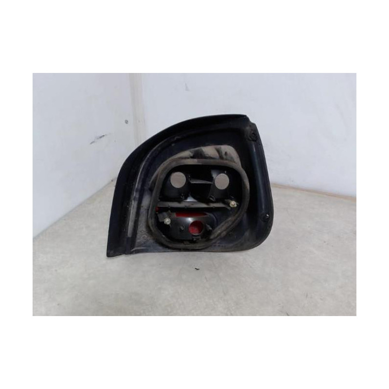 Feu arriere principal gauche (feux) RENAULT SCENIC 1 PHASE 1 d’occasion
