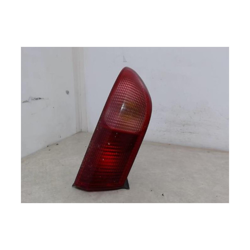 Feu arriere principal gauche (feux) ALFA ROMEO 156 PHASE 1 BREAK d’occasion
