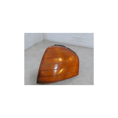 Optique avant secondaire gauche (feux)(clignotant) MERCEDES CLASSE C 202 PHASE 1 d’occasion