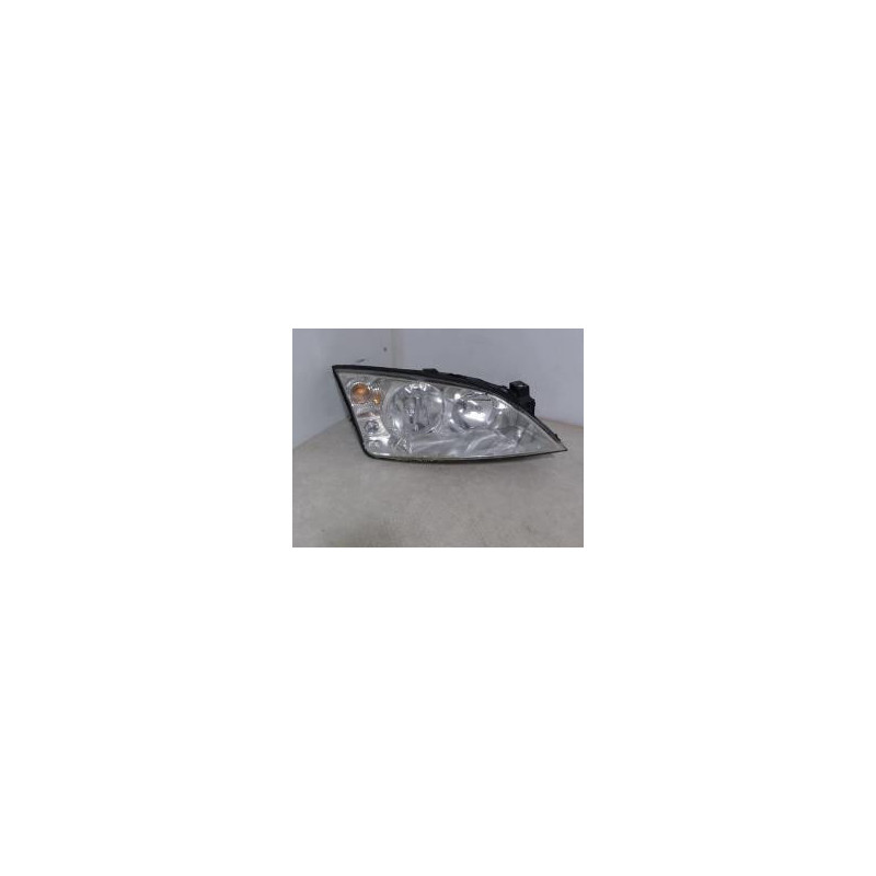 Optique avant principal droit (feux)(phare) FORD MONDEO 2 BREAK d’occasion