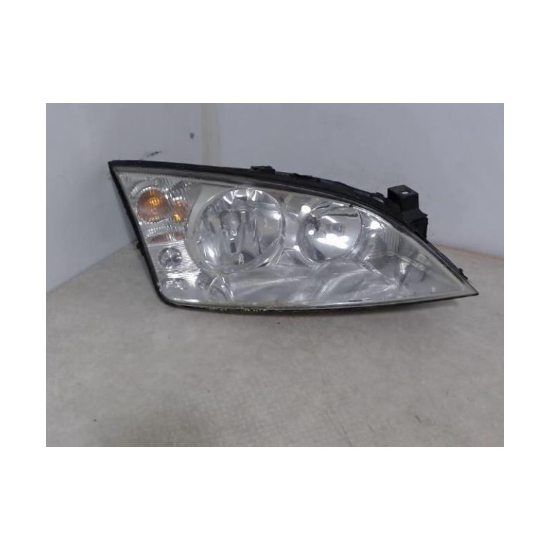 Optique avant principal droit (feux)(phare) FORD MONDEO 2 BREAK d’occasion