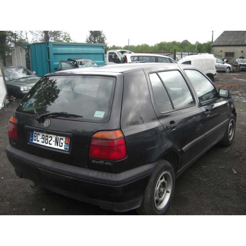 Platine feu arriere droit VOLKSWAGEN  d’occasion