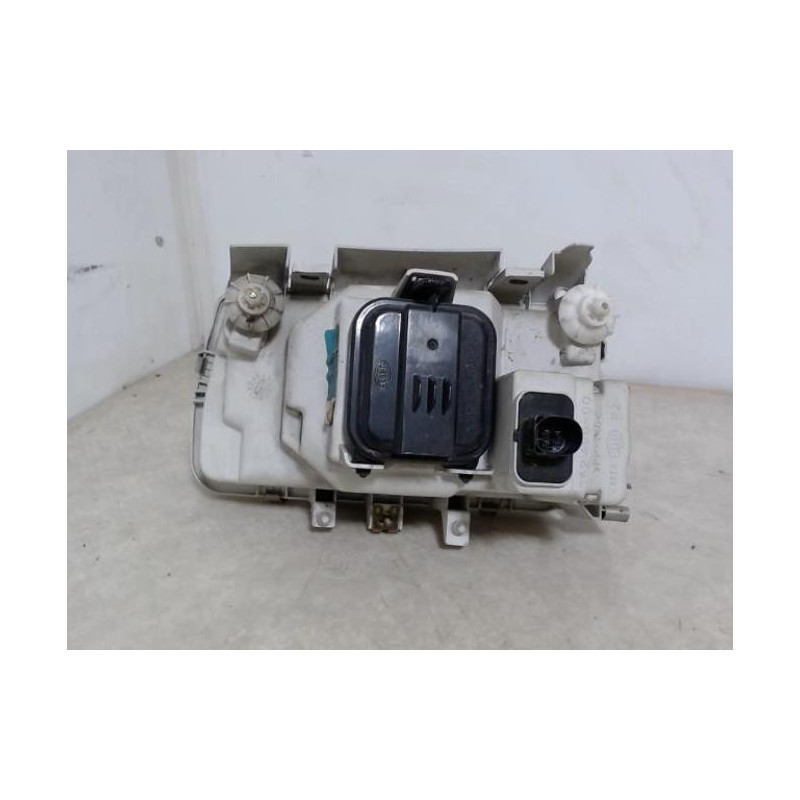 Optique avant principal droit (feux)(phare) VOLKSWAGEN POLO 3 PHASE 1 d’occasion