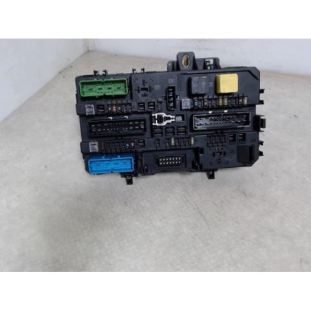 Porte fusible OPEL ASTRA H PHASE 1 d’occasion