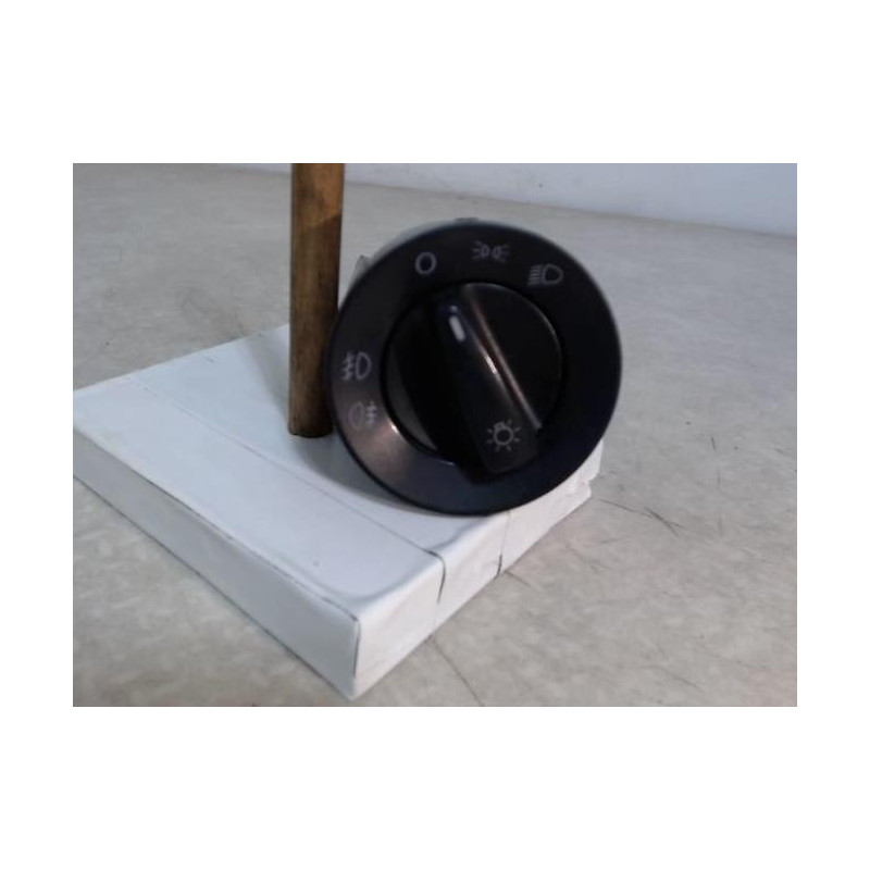 Commande de phare VOLKSWAGEN PASSAT 4 PHASE 2 d’occasion