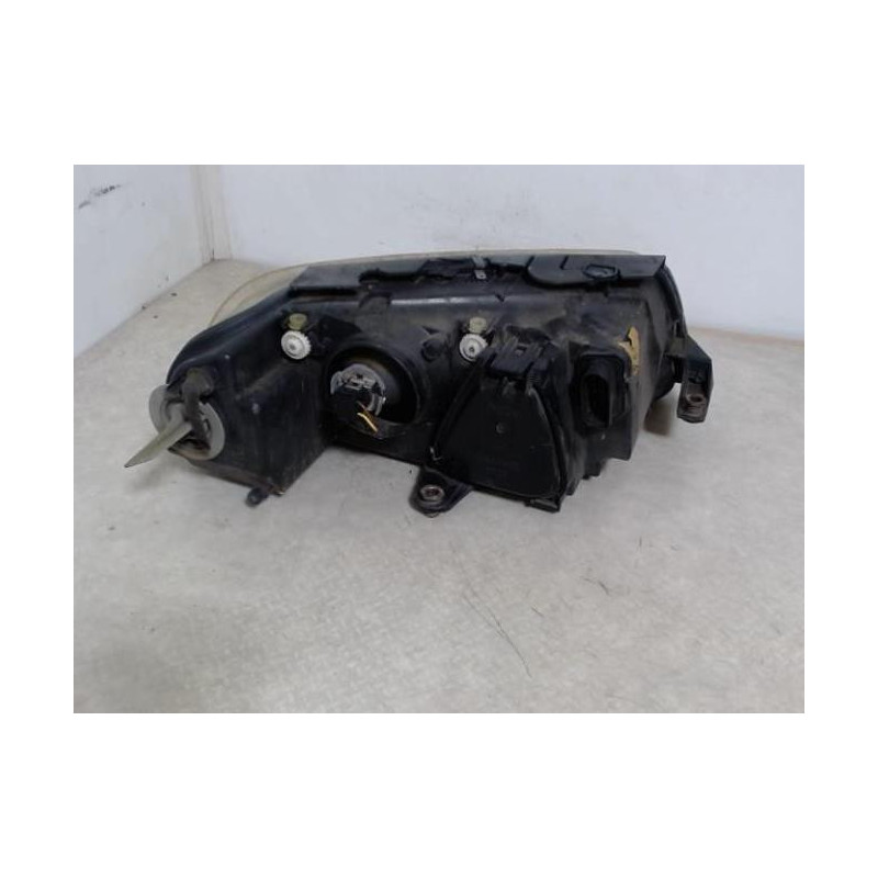 Optique avant principal gauche (feux)(phare) VOLKSWAGEN PASSAT 4 PHASE 2 BREAK d’occasion