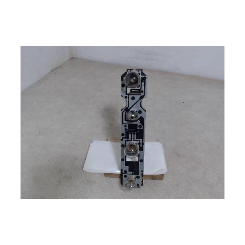 Platine feu arriere droit SEAT INCA d’occasion