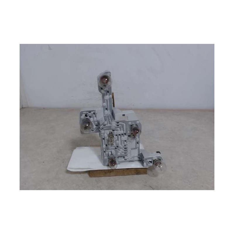 Platine feu arriere gauche FORD MONDEO 2 d’occasion