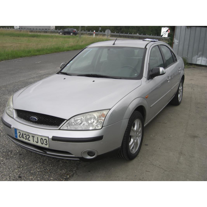Platine feu arriere gauche FORD MONDEO 2 d’occasion