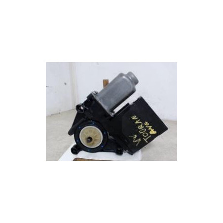Moteur leve vitre avant gauche VOLKSWAGEN TOURAN 1 PHASE 1 d’occasion