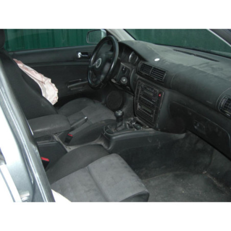 Moteur essuie glace arriere VOLKSWAGEN PASSAT 4 PHASE 2 BREAK d’occasion