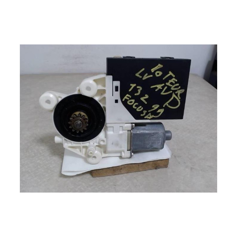 Moteur leve vitre avant droit FORD FOCUS 2 PHASE 1 d’occasion
