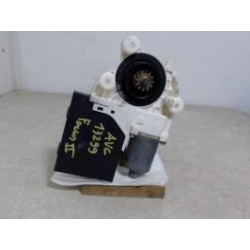 Moteur leve vitre avant gauche FORD FOCUS 2 PHASE 1 d’occasion