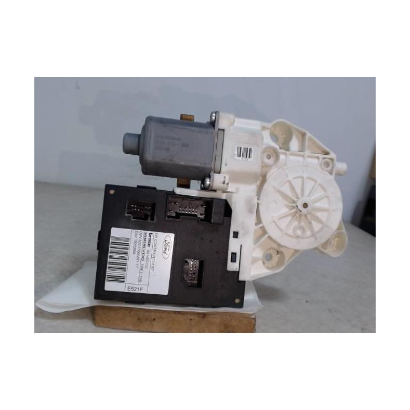 Moteur leve vitre avant gauche FORD FOCUS 2 PHASE 1 d’occasion