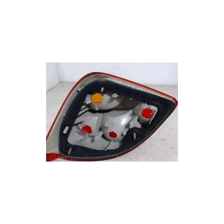 Feu arriere principal gauche (feux) FORD FIESTA 4 PHASE 1 d’occasion