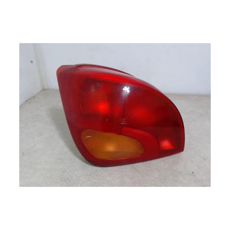 Feu arriere principal gauche (feux) FORD FIESTA 4 PHASE 1 d’occasion