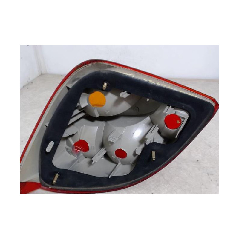 Feu arriere principal gauche (feux) FORD FIESTA 4 PHASE 1 d’occasion