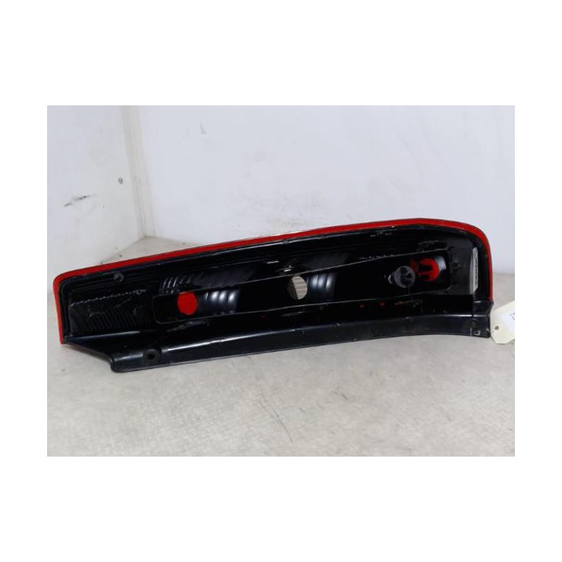 Feu arriere principal gauche (feux) FORD FIESTA 5 PHASE 1 d’occasion