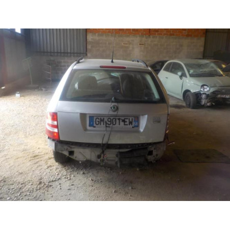 Optique avant principal gauche (feux)(phare) SKODA FABIA 1 PHASE 2 BREAK d’occasion