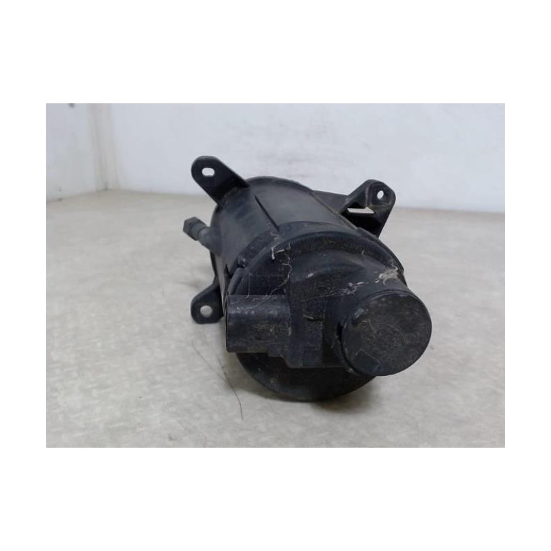 Anti brouillard droit (feux) VOLKSWAGEN PASSAT 4 PHASE 2 BREAK d’occasion