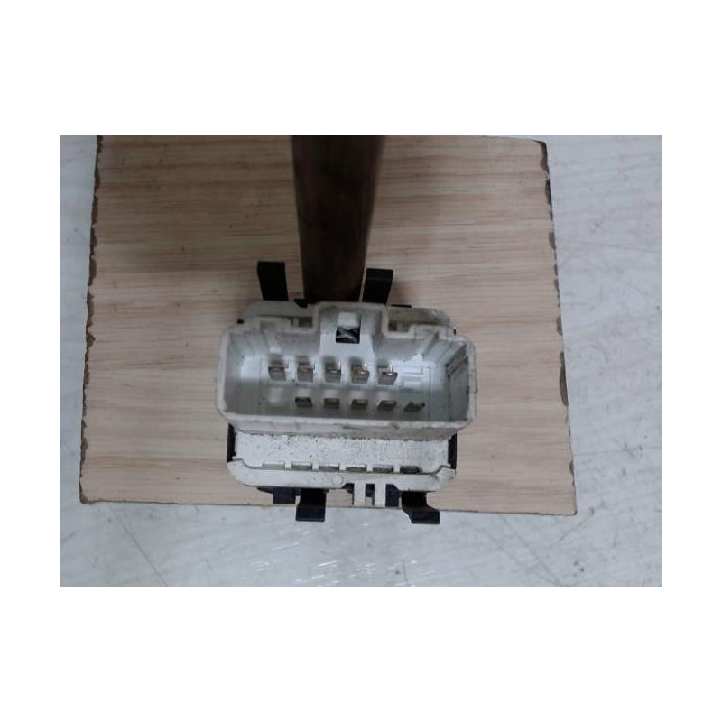 Interrupteur de leve vitre avant gauche RENAULT LAGUNA 2 PHASE 2 d’occasion