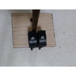 Interrupteur de leve vitre avant gauche RENAULT LAGUNA 2 PHASE 1 BREAK d’occasion