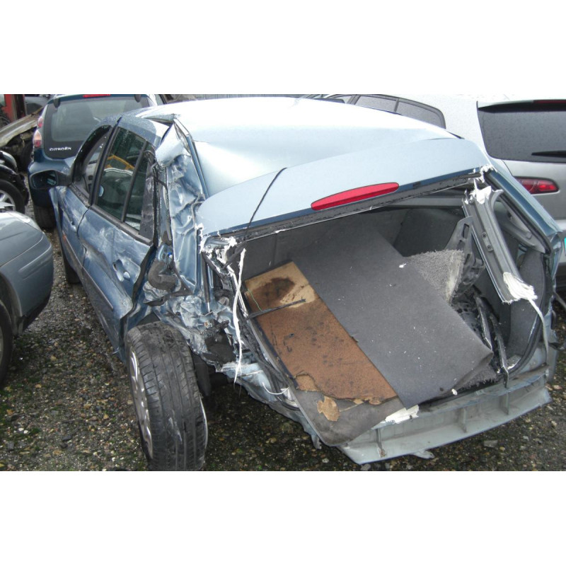 Interrupteur de leve vitre avant gauche RENAULT LAGUNA 2 PHASE 1 BREAK d’occasion