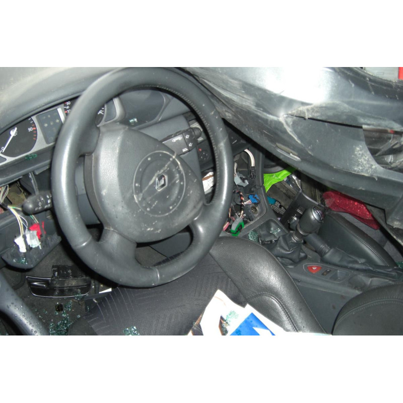Interrupteur de leve vitre avant gauche RENAULT LAGUNA 2 PHASE 1 BREAK d’occasion