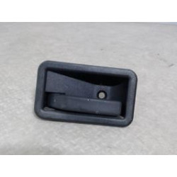 Poignee interieur avant gauche RENAULT CLIO 1 PHASE 1 d’occasion