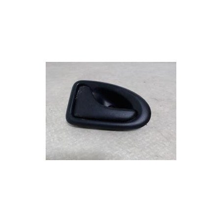 Poignee interieur avant gauche RENAULT MEGANE 1 PHASE 1 COUPE d’occasion