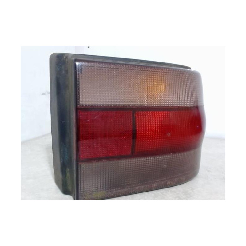 Feu arriere principal droit (feux) RENAULT R19 PHASE 2 d’occasion