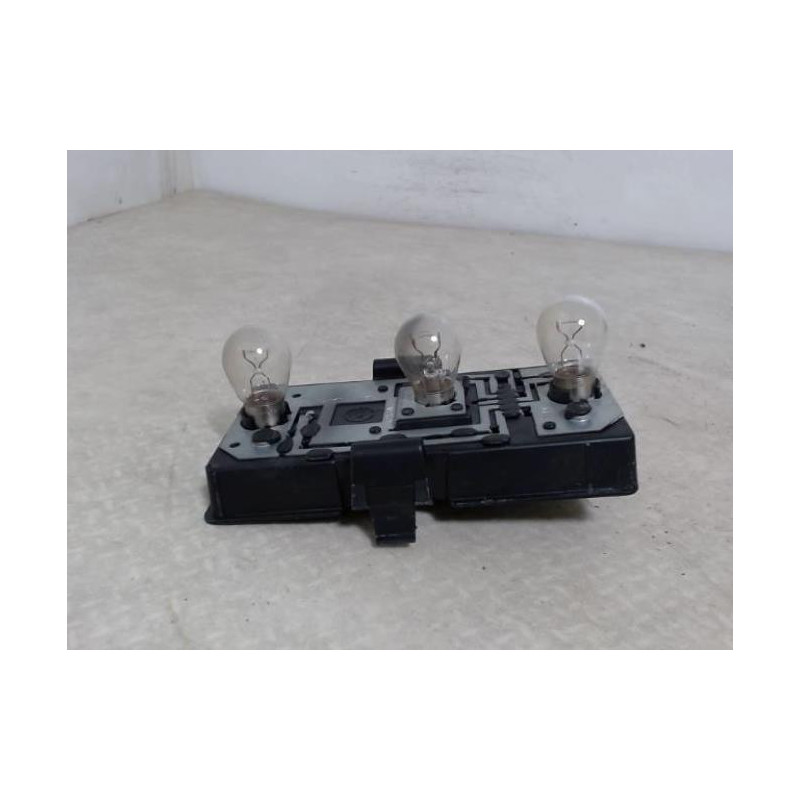 Platine feu arriere droit RENAULT R19 PHASE 2 d’occasion