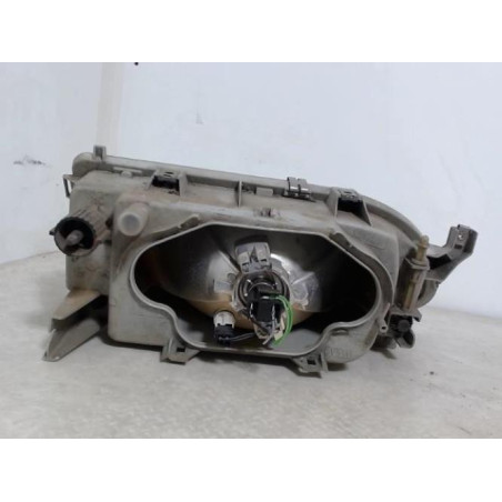 Optique avant principal gauche (feux)(phare) RENAULT R19 PHASE 2 d’occasion