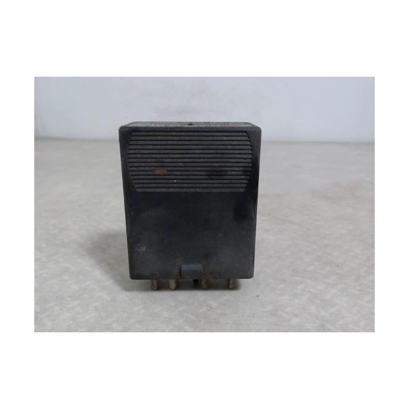 Relais electrique MERCEDES 250 W124 PHASE 1 d’occasion
