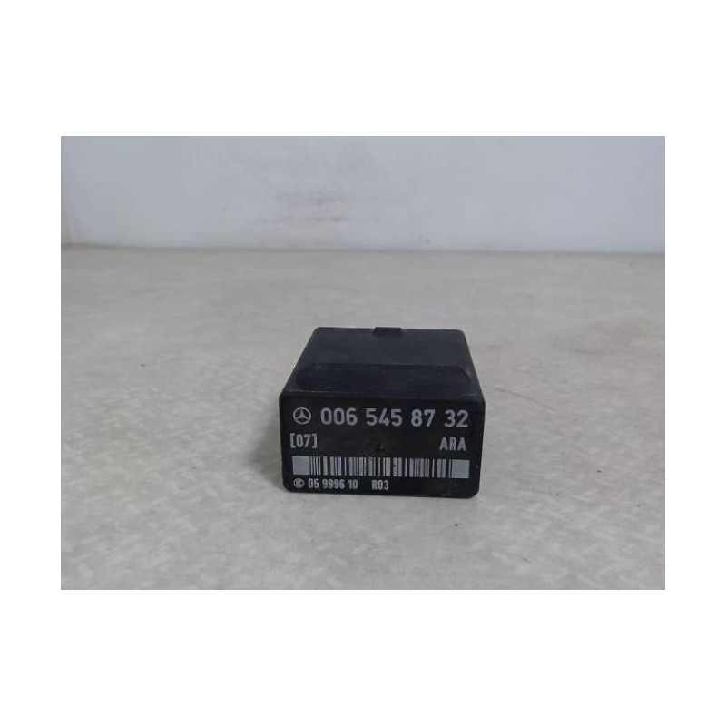 Relais electrique MERCEDES 250 W124 PHASE 1 d’occasion