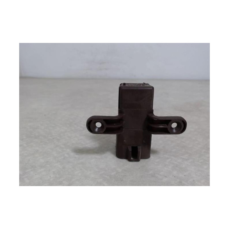 Boitier de centralisation FORD FOCUS 1 d’occasion