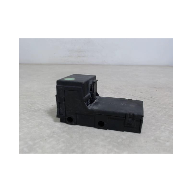 Porte fusible PEUGEOT 309 PHASE 1 d’occasion